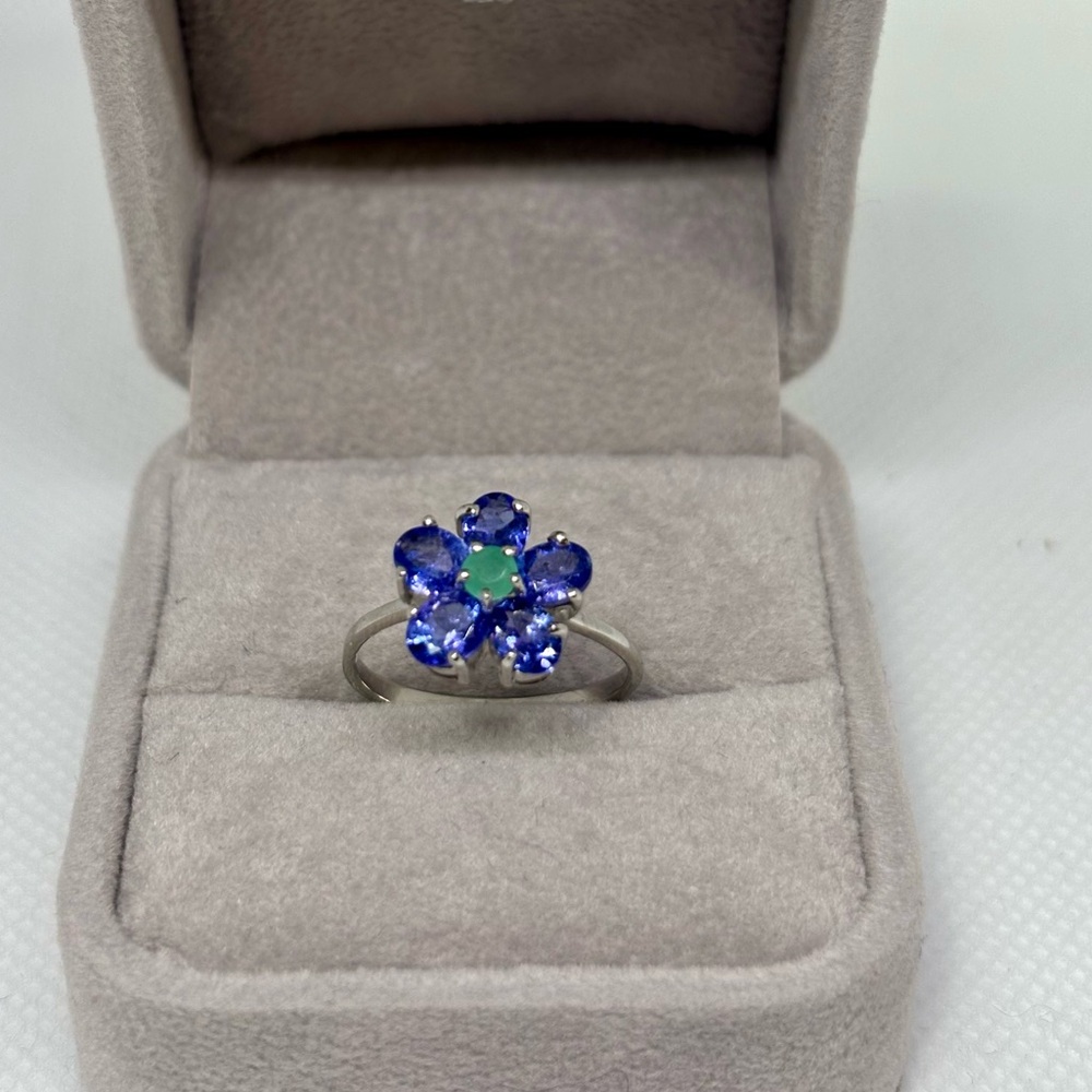 925 Sterling Silver Tanzanite & Emerald Flower Ring, size 6.75-7 - Picture 3 of 11